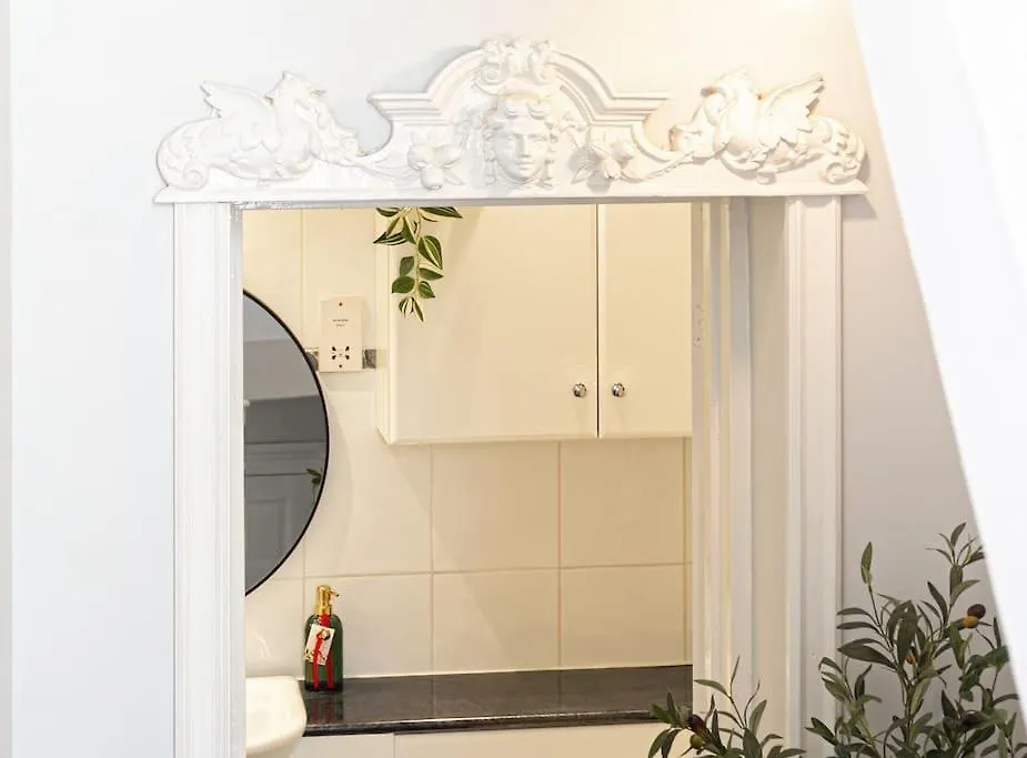 Regency Grade II Listed Townhouse By Centre And Beach 브라이턴 펜션